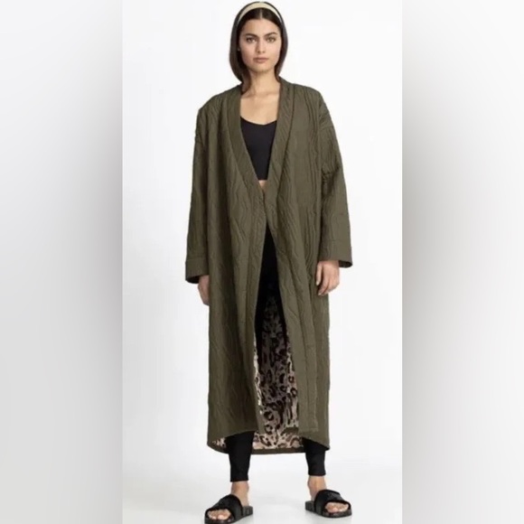 Johnny Was Calme Ava quilted lounge coat NWT size Large - Picture 4 of 11